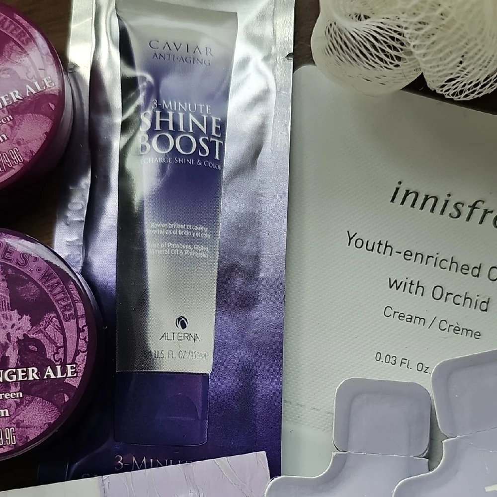 New Self Care Travel Set Thymes Altera Philosphy Lip Balm Sephora Samples Body